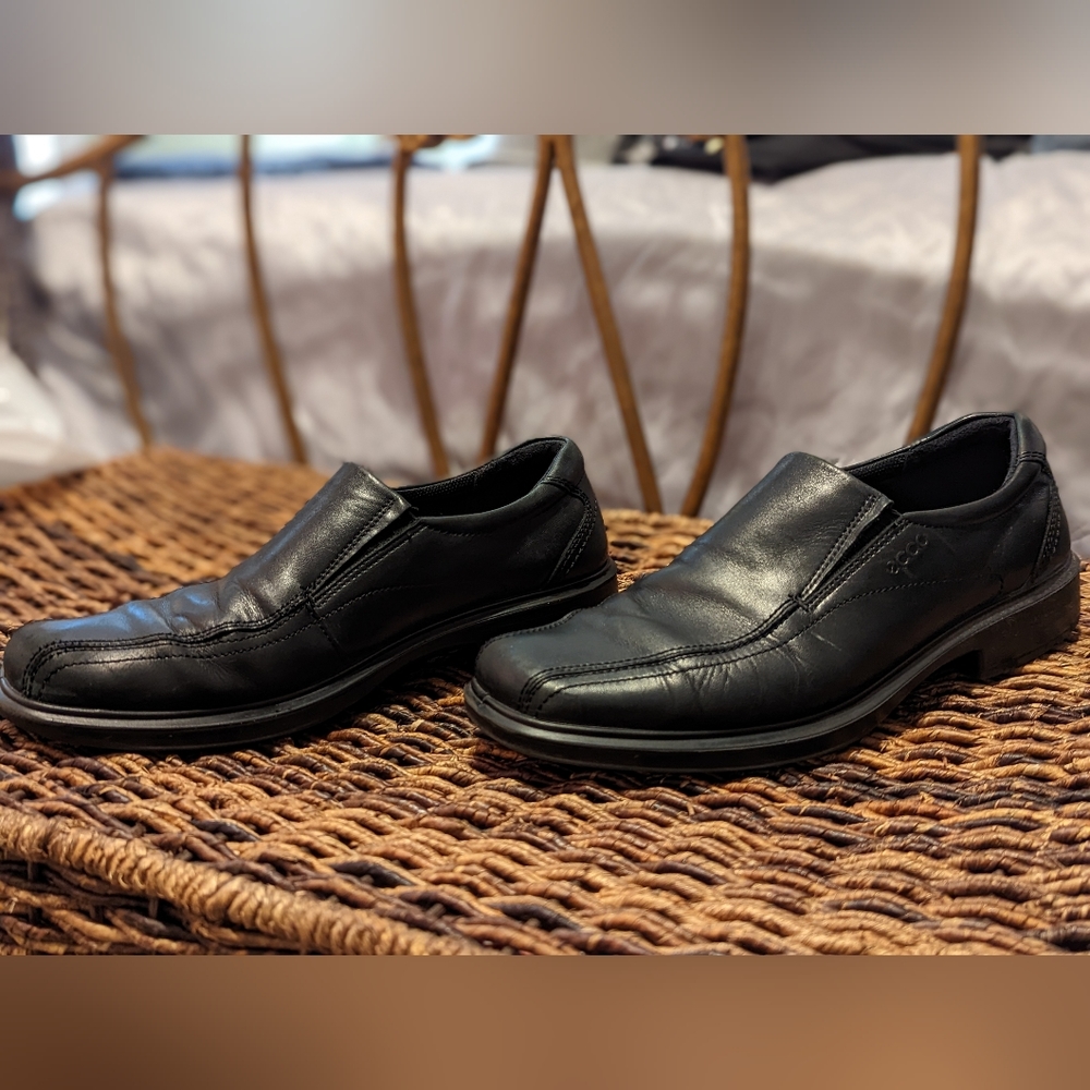 Ecco Black Men's Slip-ons